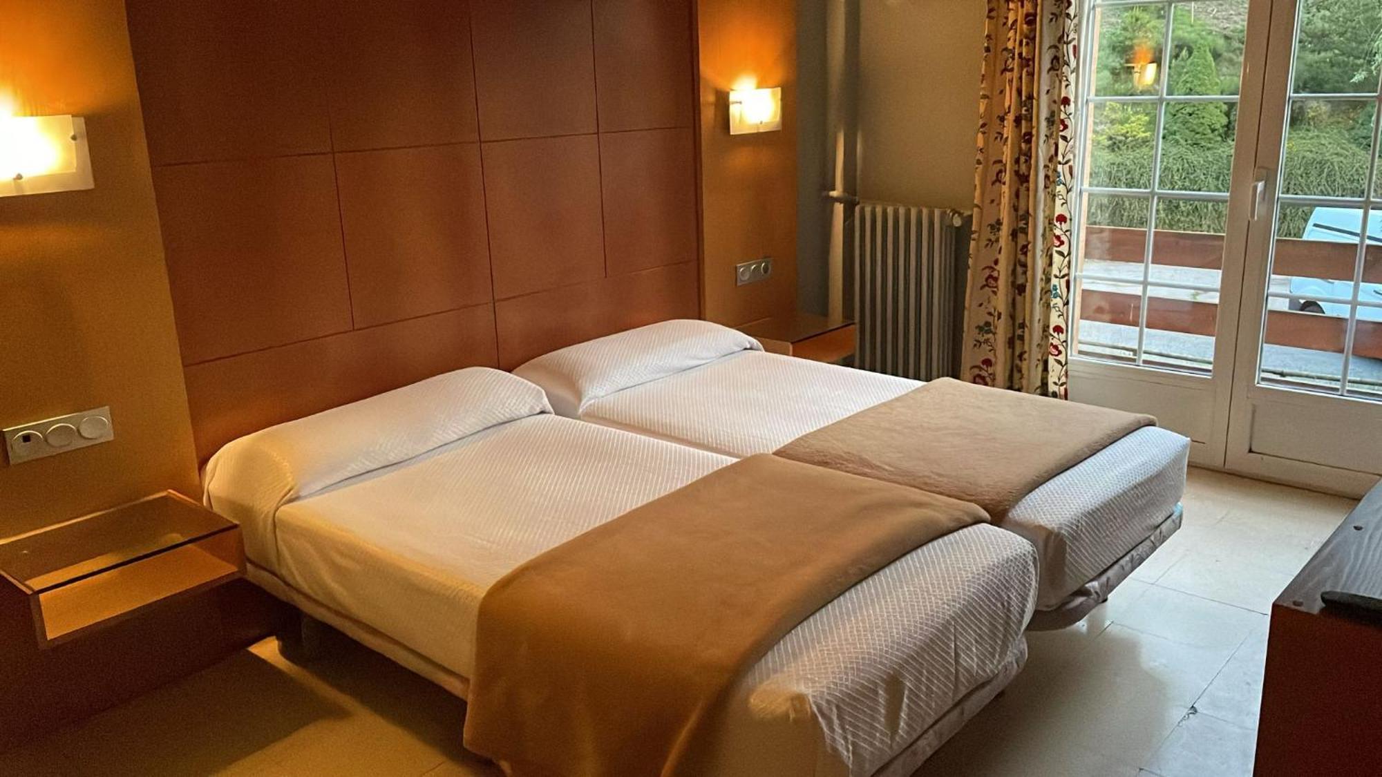 Rblamolina Hotel Alp Bagian luar foto